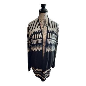 Stylish Black and White Women's Cardigan